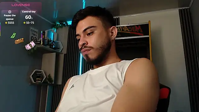 Snapshot of Bastian_MCcormick chatting on February 2026 01:38:02 PM Bastian MCcormick online show from February 2026 01:38:02 PM