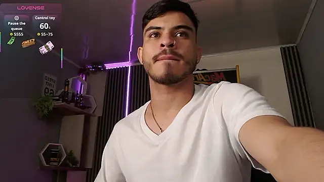 Snapshot of Bastian_MCcormick chatting on February 2026 12:50:02 PM Bastian MCcormick online show from February 2026 12:50:02 PM