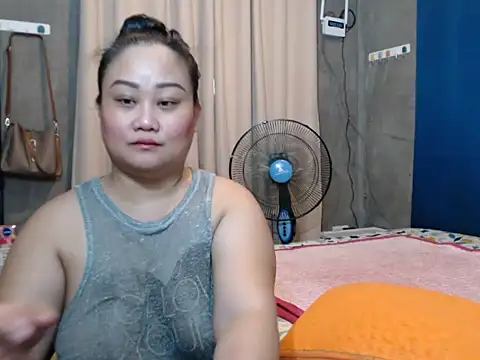 jengrey online show from October 2025 02:12:01 AM