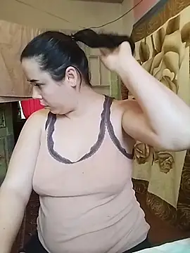 CutieMarine online show from December 2025 12:21:02 PM