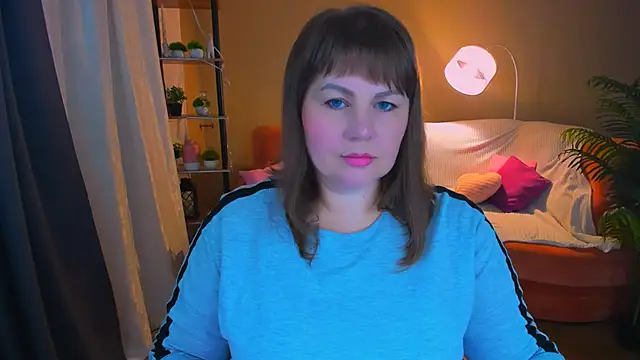 CrystaalStaar online show from November 2025 07:36:02 PM