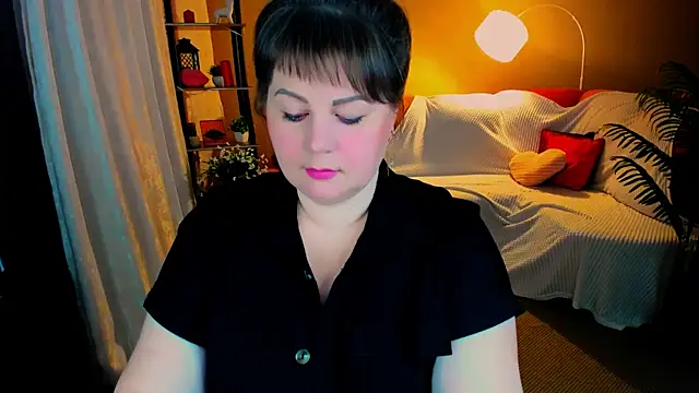 Snapshot of CrystaalStaar chatting on February 2026 08:53:02 PM CrystaalStaar online show from February 2026 08:53:02 PM