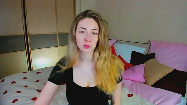 SensitiveSooul online show from March 2026 11:28:02 AM