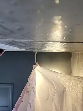 chocolate bella online show from January 2026 03:17:01 PM