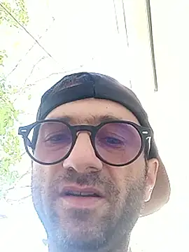 Snapshot of vasgabri chatting on October 2025 10:17:02 AM vasgabri online show from October 2025 10:17:02 AM