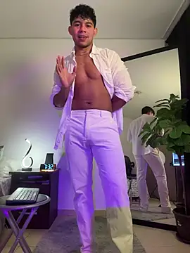 austin spears  online show from January 2026 01:31:02 AM