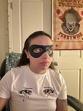 Snapshot of CharmingMaddie chatting on February 2026 04:54:01 AM CharmingMaddie online show from February 2026 04:54:01 AM