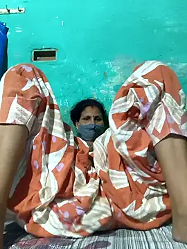 Love-pari077 online show from September 2025 04:19:02 PM