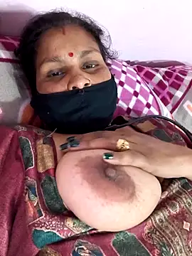 Snapshot of Love-pari077 chatting on February 2026 09:47:01 AM Love-pari077 online show from February 2026 09:47:01 AM