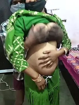 Snapshot of Love-pari077 chatting on February 2026 02:46:01 PM Love-pari077 online show from February 2026 02:46:01 PM