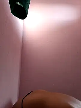 Snapshot of Love-pari077 chatting on February 2026 02:52:02 AM Love-pari077 online show from February 2026 02:52:02 AM