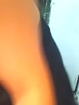 Snapshot of Love-pari077 chatting on February 2026 03:41:02 PM Love-pari077 online show from February 2026 03:41:02 PM