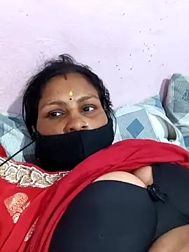 Snapshot of Love-pari077 chatting on February 2026 08:25:02 AM Love-pari077 online show from February 2026 08:25:02 AM