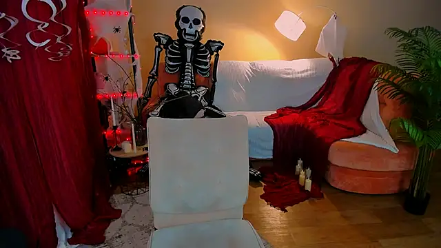 ChristinaConteeree online show from October 2025 07:37:02 PM