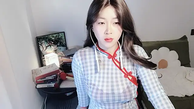 Emmaq996 online show from November 2025 02:34:02 AM