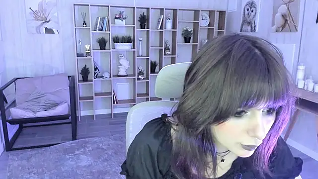 CrystallBloom online show from October 2025 04:09:02 PM