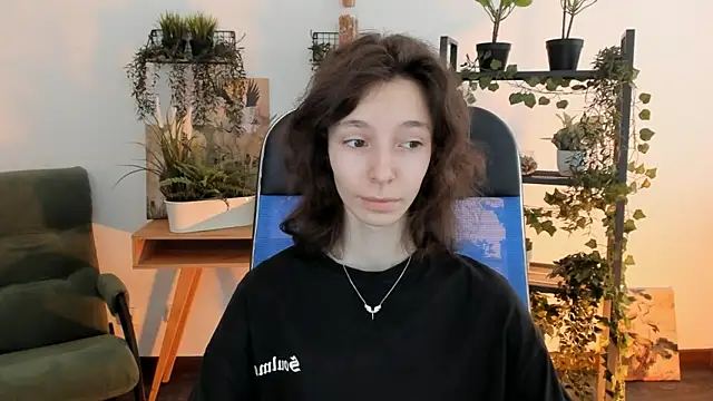 EmmanuellBrown online show from March 2026 04:18:01 AM