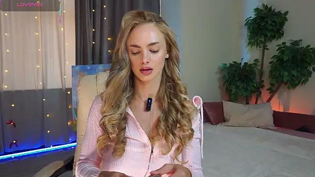 AliciaMellow online show from March 2026 11:36:02 AM