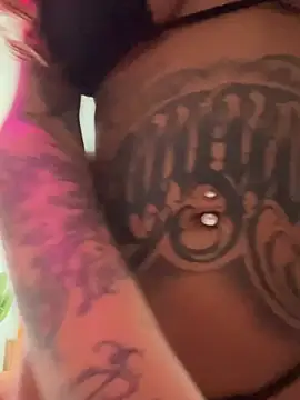 Snapshot of sereiaruiva99 chatting on February 2026 09:44:01 PM sereiaruiva99 online show from February 2026 09:44:01 PM