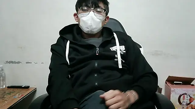 bigbb101011 online show from March 2026 01:50:01 PM