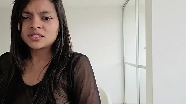 Candela    online show from September 2025 01:05:02 PM