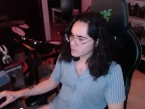 Snapshot of dorrey21 chatting on November 2025 05:18:01 PM dorrey21 online show from November 2025 05:18:01 PM