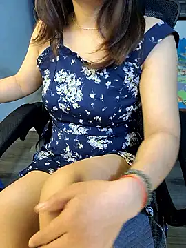 Bee sweet online show from April 2026 10:23:02 PM