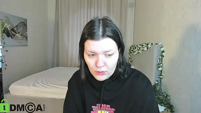 Michele Greenn online show from November 2025 03:26:02 AM