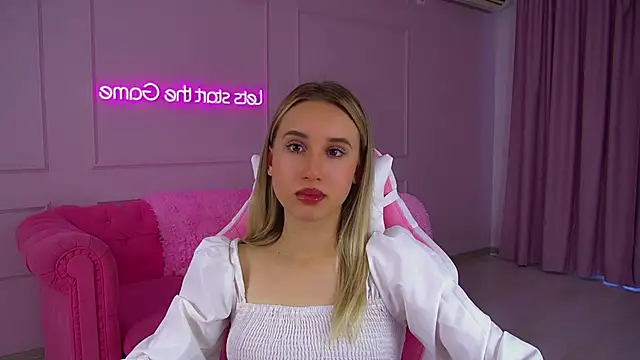 Snapshot of VictoriaHopsons chatting on September 2025 06:29:02 AM VictoriaHopsons online show from September 2025 06:29:02 AM