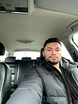 irimiea1729 online show from December 2025 01:05:02 PM