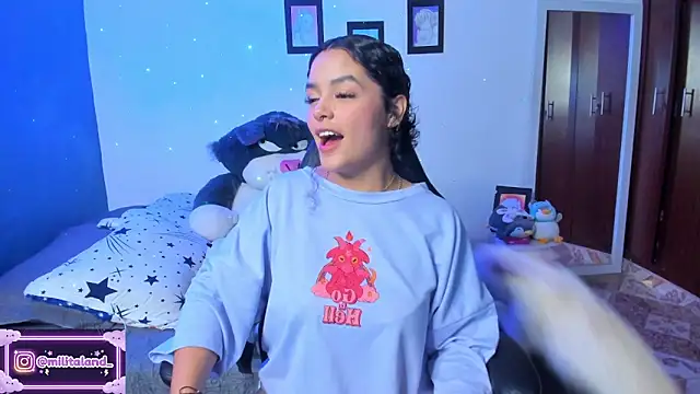 milita houston online show from October 2025 02:37:02 AM