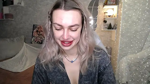 Snapshot of NickyAdamidi chatting on January 2026 03:16:01 PM NickyAdamidi online show from January 2026 03:16:01 PM