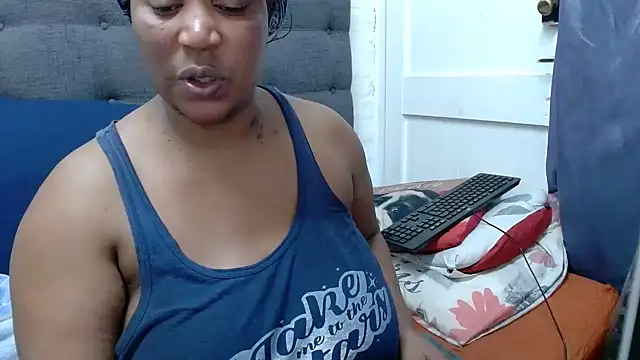 Snapshot of chockclitx5 chatting on July 2026 05:14:01 AM chockclitx5 online show from July 2026 05:14:01 AM