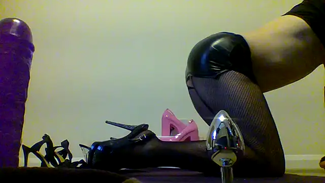 unforgettable dirty slut online show from November 2025 12:05:02 PM