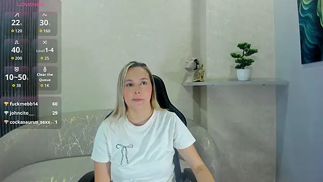 Snapshot of Emmaa_white_ chatting on June 2026 05:32:01 PM Emmaa white online show from June 2026 05:32:01 PM