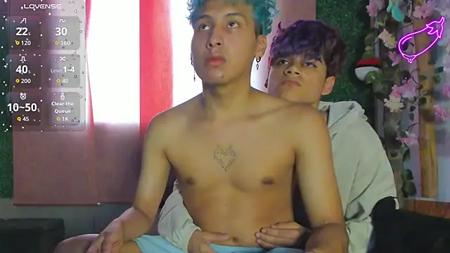 spicy adonhis online show from September 2025 01:24:02 PM