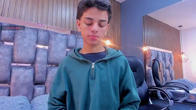 owen  johnson online show from April 2026 11:37:02 AM