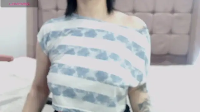 HotAss Hally online show from October 2025 04:33:01 AM