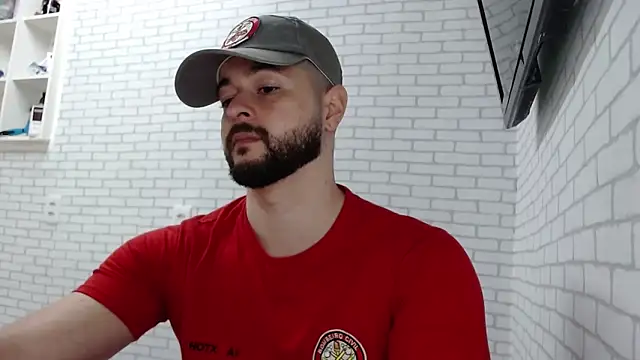 Snapshot of BombeiroHotx chatting on November 2025 11:37:02 PM BombeiroHotx online show from November 2025 11:37:02 PM