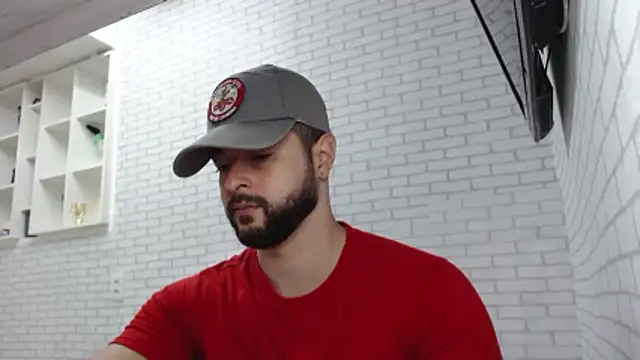 BombeiroHotx online show from January 2026 05:04:02 PM