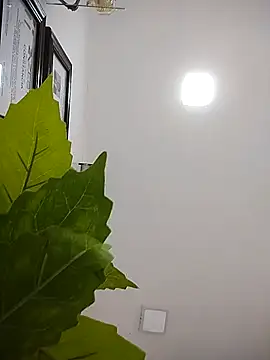 Snapshot of Natalia231708 chatting on November 2025 11:05:02 PM Natalia231708 online show from November 2025 11:05:02 PM