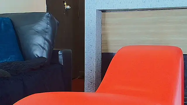  DantFox  online show from November 2025 08:09:02 PM