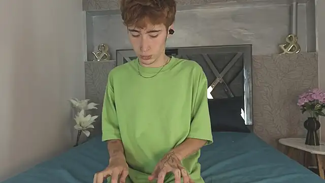  DantFox  online show from December 2025 04:30:02 AM