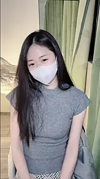 Snapshot of Ninii-b chatting on November 2025 01:23:01 PM Ninii-b online show from November 2025 01:23:01 PM