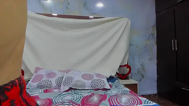 Snapshot of Averange_boys_X chatting on October 2025 11:45:02 AM Averange boys X online show from October 2025 11:45:02 AM