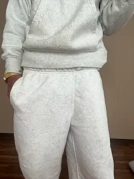 iikangi online show from March 2026 05:02:02 AM