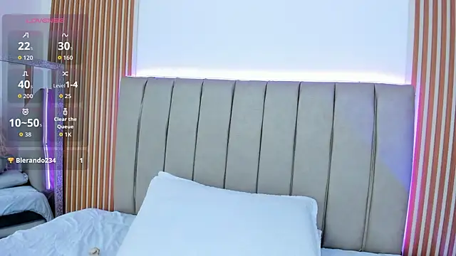 naishaa  online show from November 2025 06:40:01 PM