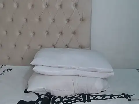 Lolly Ramochele online show from October 2025 02:04:01 PM