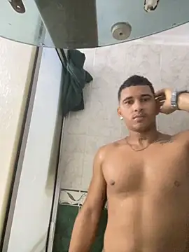 Snapshot of evan_hardy chatting on October 2025 12:08:02 AM evan hardy online show from October 2025 12:08:02 AM