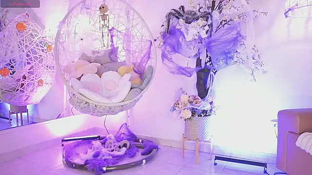 JadeSummerr online show from October 2025 11:41:02 AM